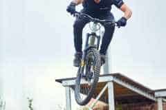 Im Bikepark Friedewald Wolftrails kurz nach der Eröffnung während Videodreh mit Rhöntrail. Models: Andi Rohe, Ronny Quittschalle, Paddi Salmon, Anne.