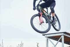 Im Bikepark Friedewald Wolftrails kurz nach der Eröffnung während Videodreh mit Rhöntrail. Models: Andi Rohe, Ronny Quittschalle, Paddi Salmon, Anne.